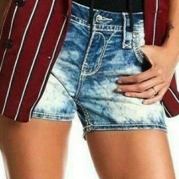 ❤️ROCK REVIVAL❤️ HANAYA ACID WASH EMBELLISHED EASY SHORTS SIZE 29 - Picture 8 of 16